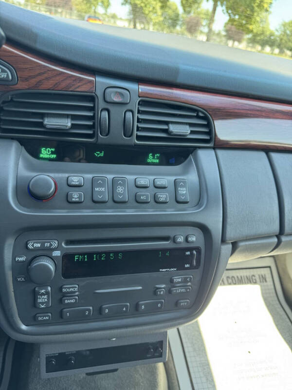 2004 Cadillac Deville Professional