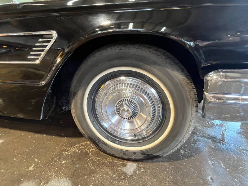 1965 Ford Thunderbird