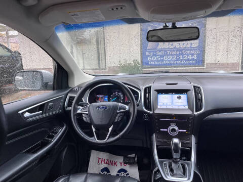 2017 Ford Edge Titanium