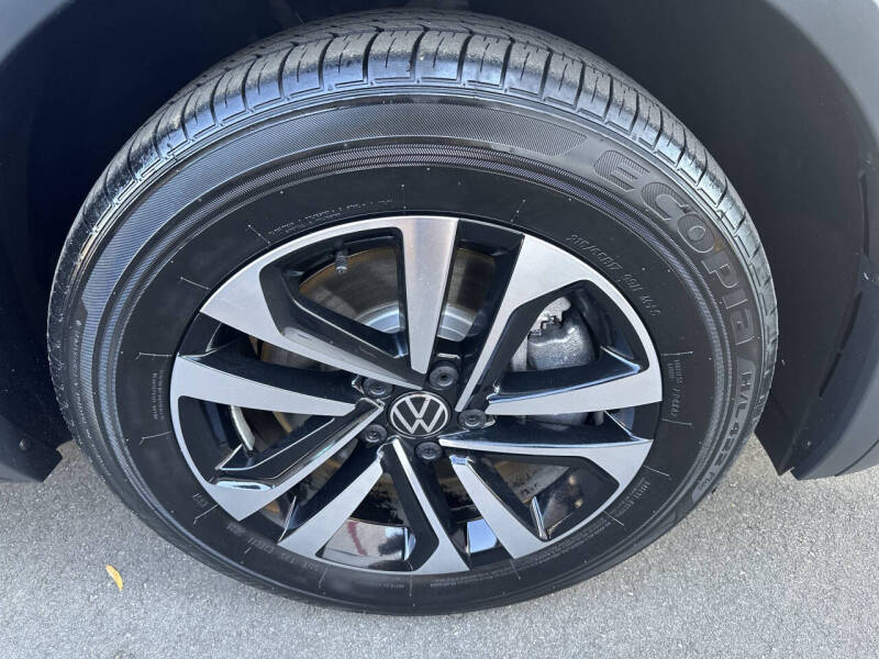 2024 Volkswagen Tiguan S