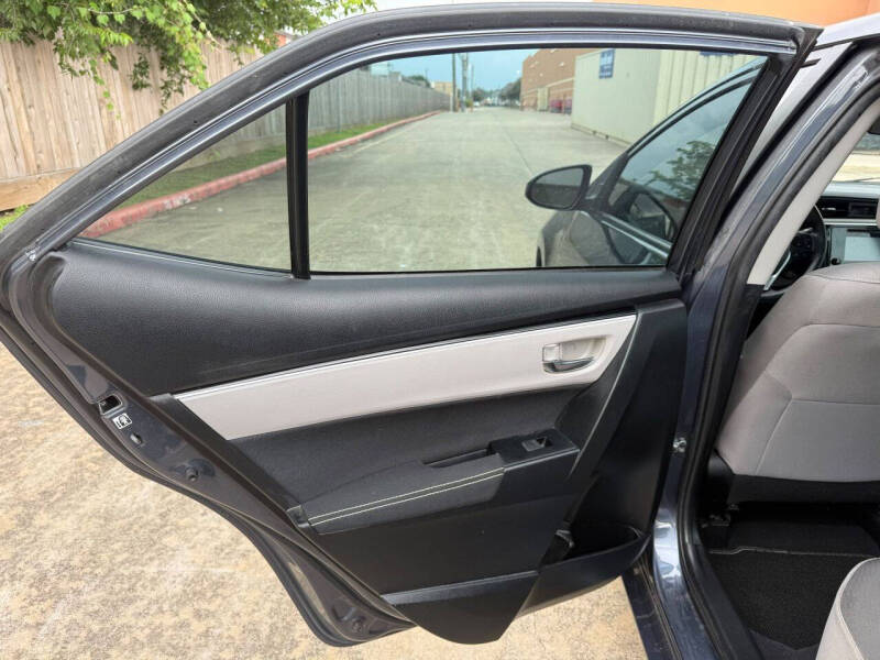 2017 Toyota Corolla LE