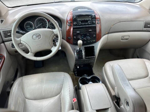 2005 Toyota Sienna