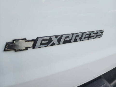 2018 Chevrolet Express 2500
