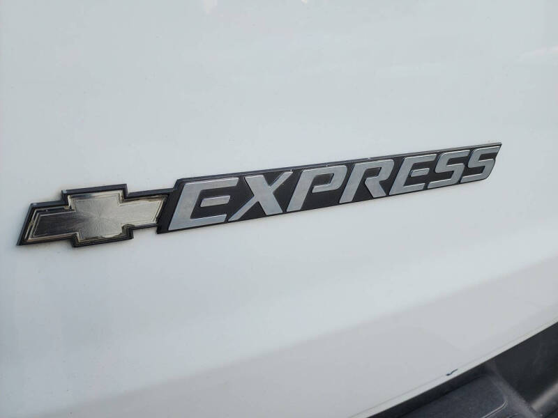 2018 Chevrolet Express 2500