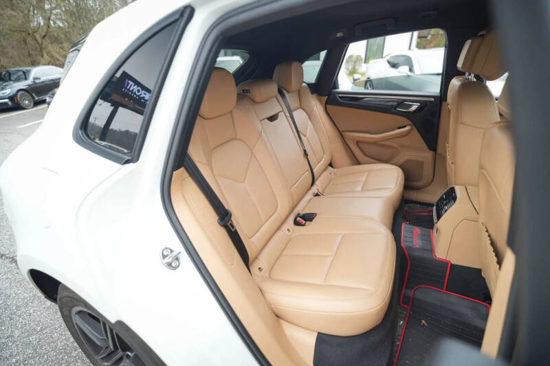 2018 Porsche Macan