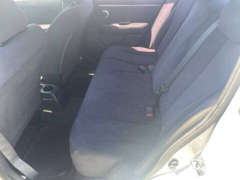 2008 Nissan Versa 1.8 S