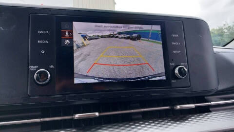 2024 Kia Carnival LX