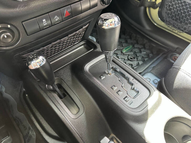 2013 Jeep Wrangler Unlimited Sport