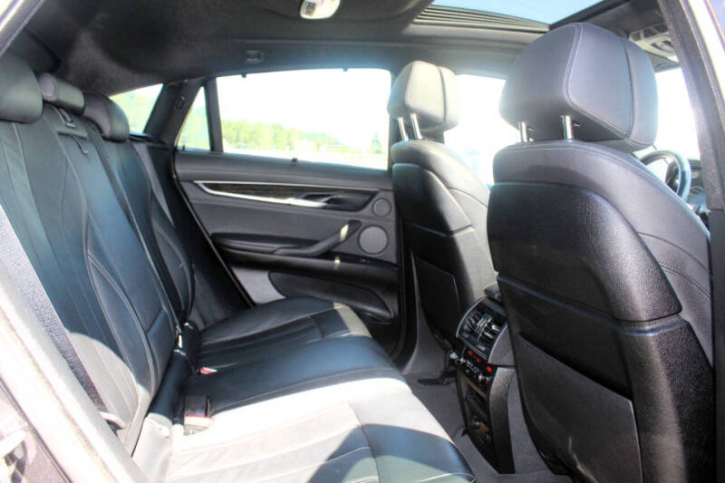 2017 BMW X6 xDrive50i