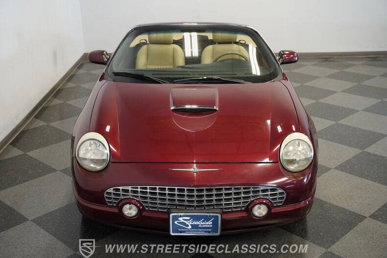2004 Ford Thunderbird Deluxe