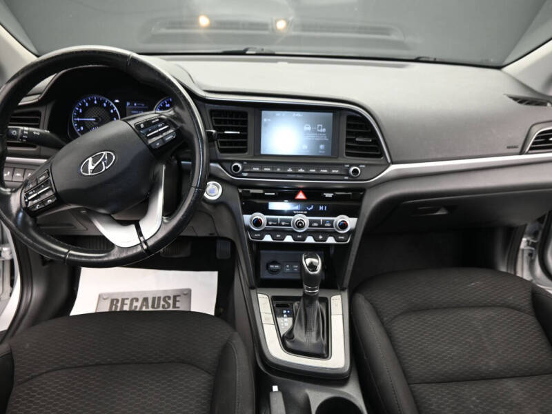 2019 Hyundai Elantra