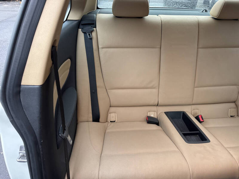 2011 BMW 1 Series 128i