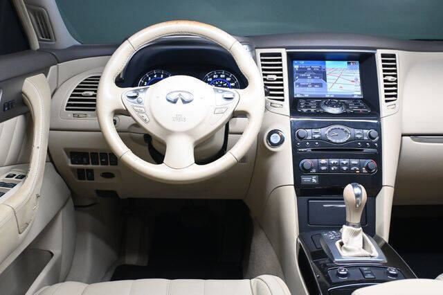 2012 Infiniti FX35