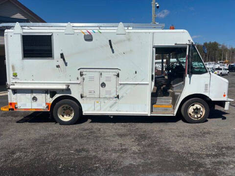 2016 Freightliner MT45 Chassis