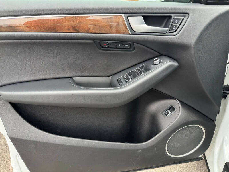 2017 Audi Q5 2.0T quattro Premium Plus