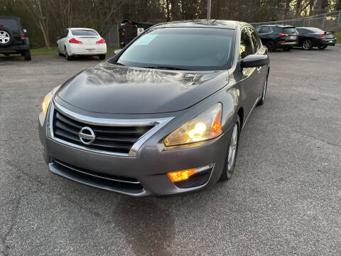 2015 Nissan Altima for sale at Certified Motors LLC in Mableton GA
