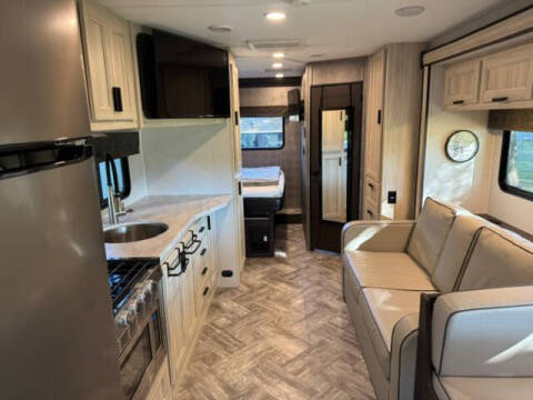 2021 Forest River Sunseeker 2550DLEC