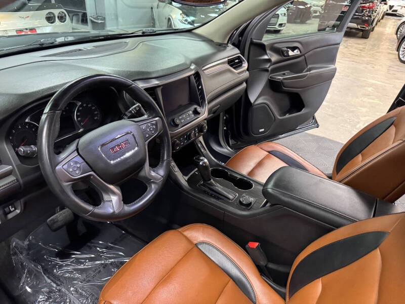 2017 GMC Acadia SLT-1