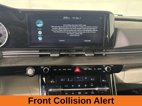 2024 Kia Carnival EX