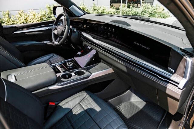 2025 Cadillac Escalade-V