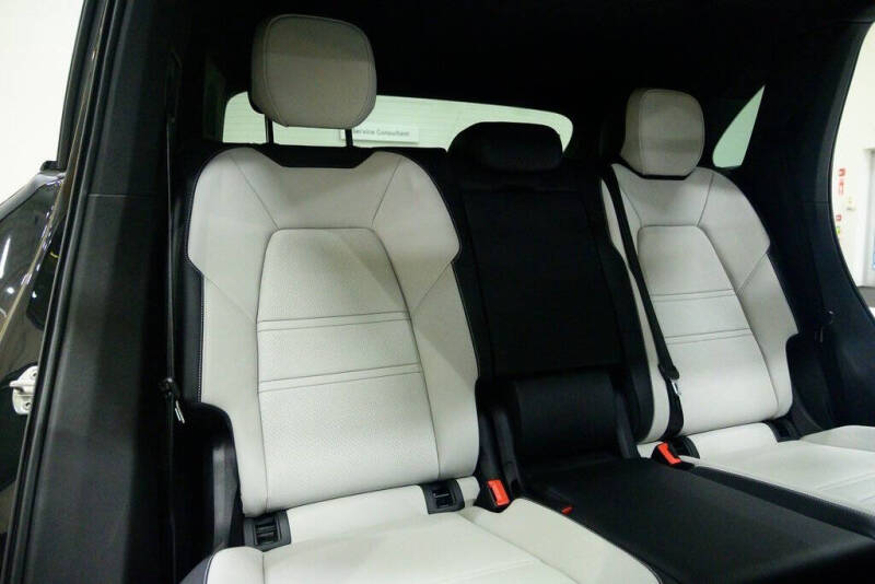 2025 Porsche Cayenne