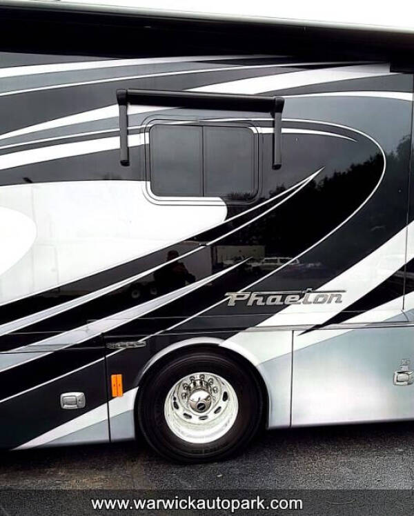 2015 Freightliner XCM Chassis
