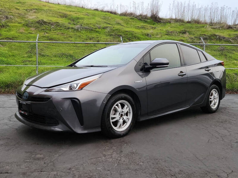 2019 Toyota Prius LE