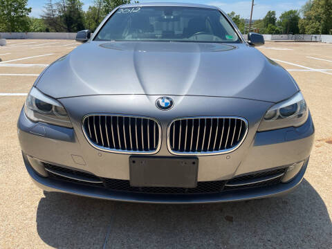 2013 BMW 5 Series 528i