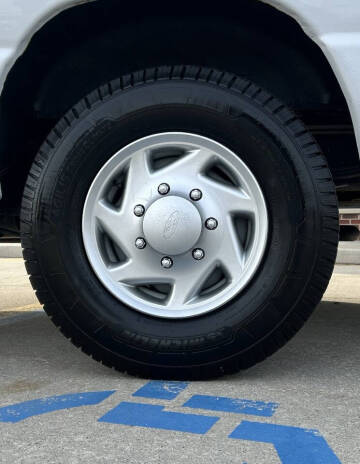 2014 Ford E-Series E-350 SD XL