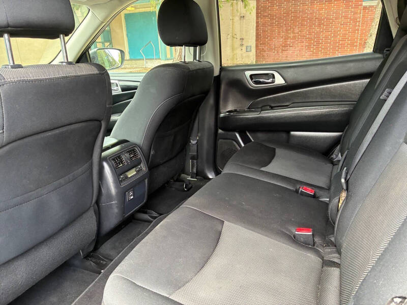 2018 Nissan Pathfinder S