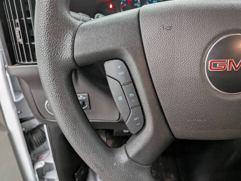 2025 GMC Savana 2500