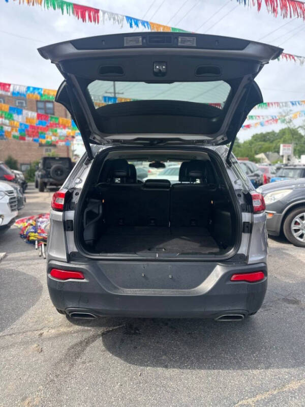 2018 Jeep Cherokee Latitude Plus
