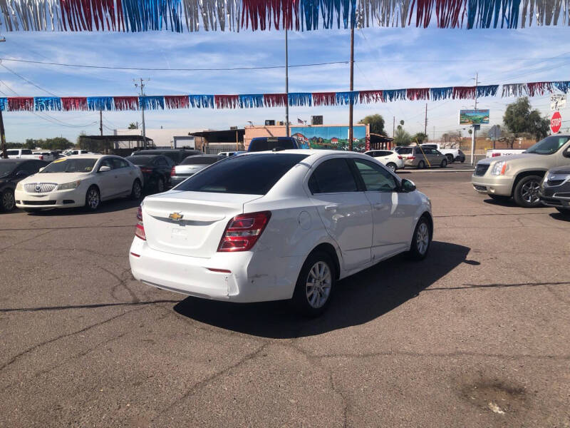 2017 Chevrolet Sonic LT Auto