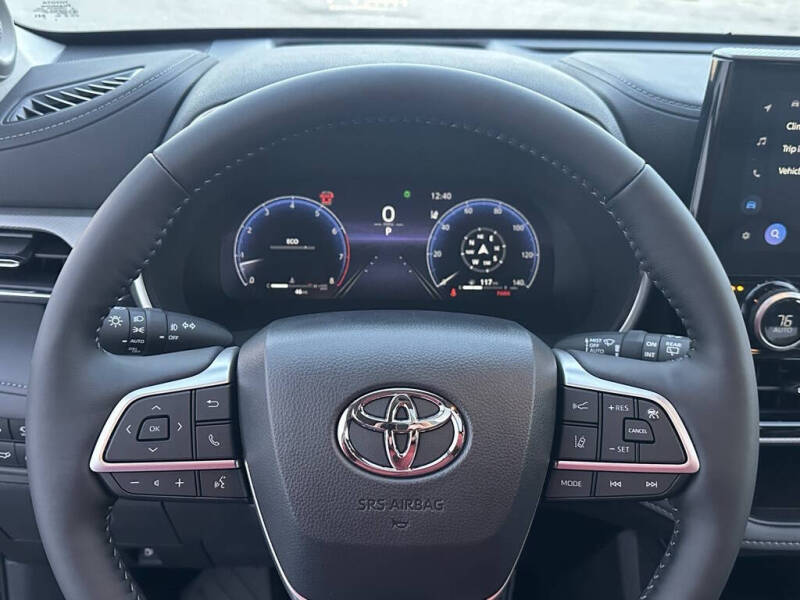 2026 Toyota Highlander Platinum