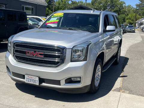 2017 GMC Yukon SLT