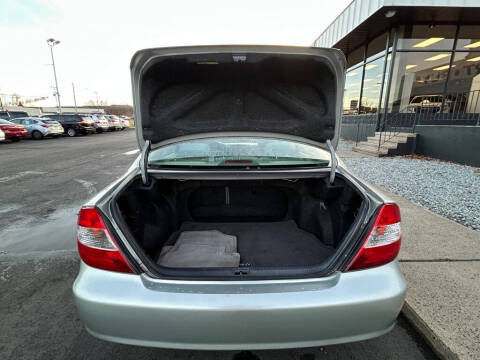 2004 Toyota Camry