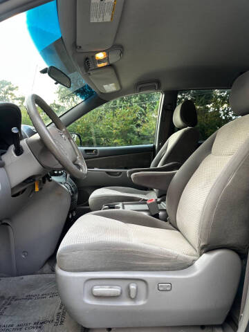 2008 Toyota Sienna CE 8-Passenger