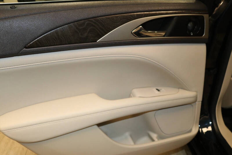 2020 Lincoln MKZ Hybrid Reserve