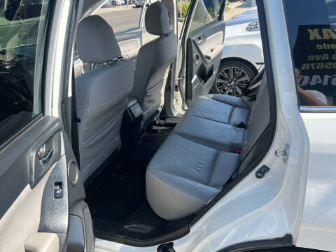 2015 Subaru Forester 2.5i Touring