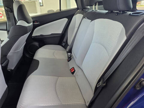 2016 Toyota Prius Two
