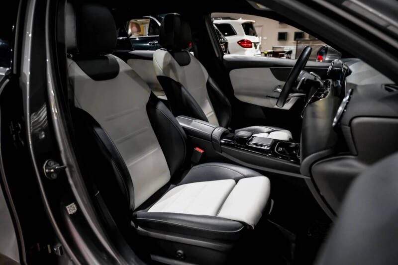 2019 Mercedes-Benz A-Class A 220