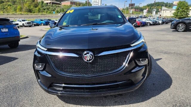 Used 2024 Buick Enclave Premium with VIN 5GAERCKW3RJ124156 for sale in Hazard, KY