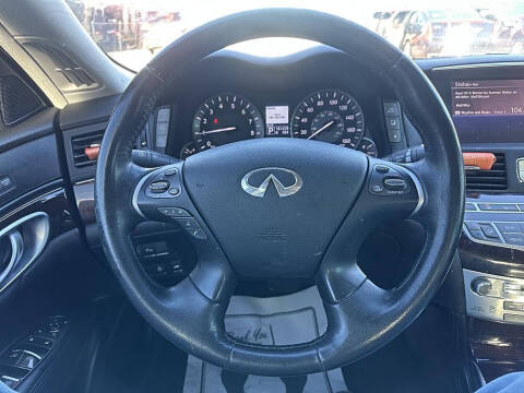 2013 Infiniti M37