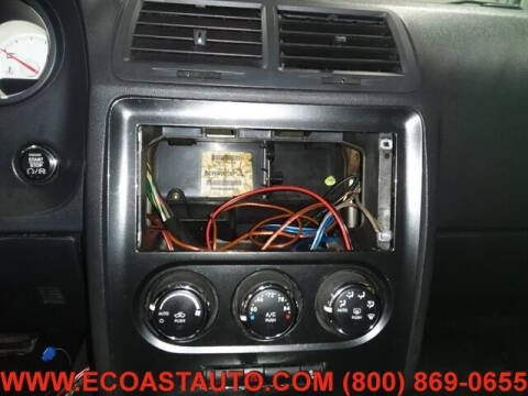 2011 Dodge Challenger SE