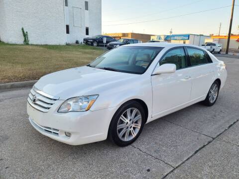 2007 Toyota Avalon for sale at DFW Autohaus in Dallas TX