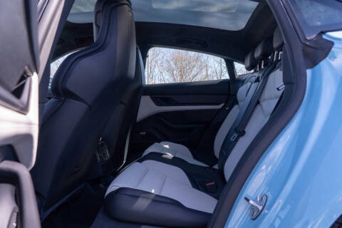 2025 Porsche Taycan GTS