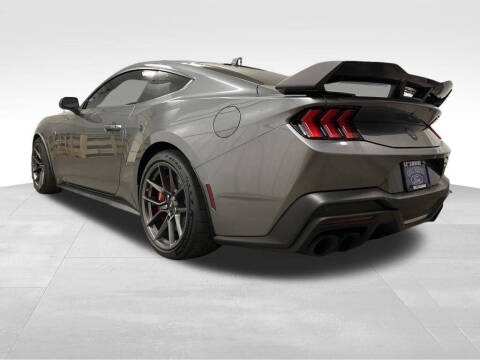 2025 Ford Mustang Dark Horse