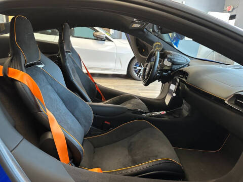 2023 McLaren Artura
