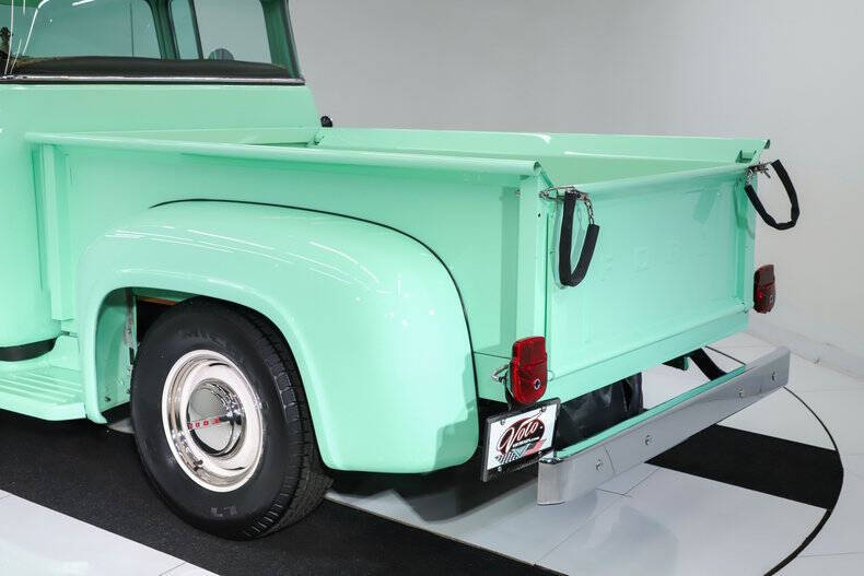 1956 Ford F-100