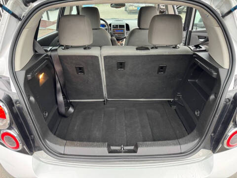 2013 Chevrolet Sonic LS Auto